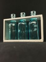 Deko | Glasflaschen in Holzrahmen | Shabby Chic