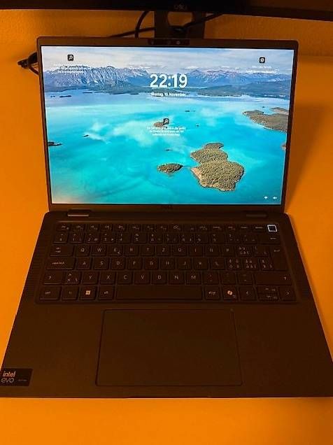 Dell Notebook: Dell Latitude 7450 Laptop – Usato da Zürich venduto da phi_c6ww