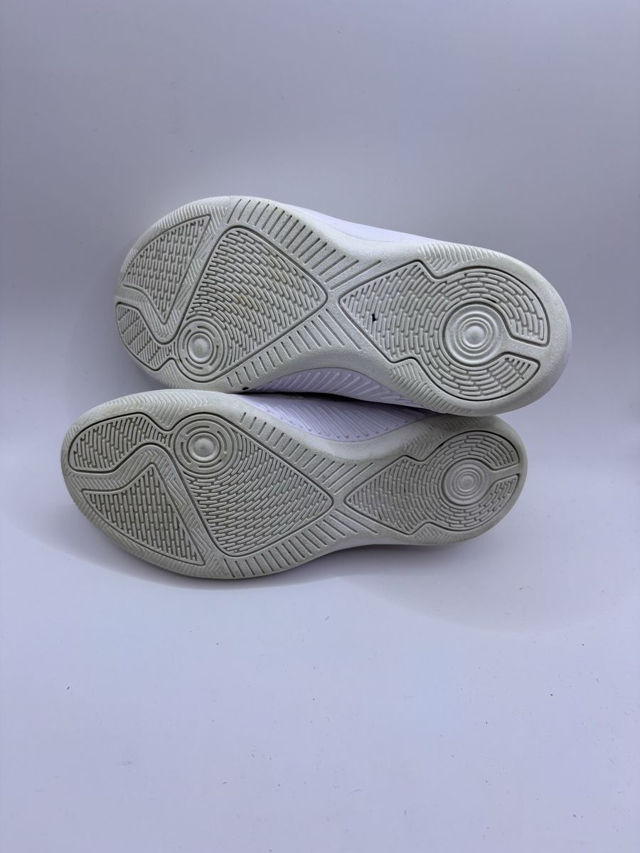 Decathlon Scarpe per ragazzi: Decathlon Kinderschuhe, Grösse 30, – Usato da Lupsingen venduto da Butzelma 2