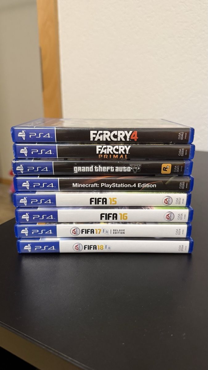 Sony Spiele: Jeux PS4 – Gebraucht aus Glovelier von nba_9jf8