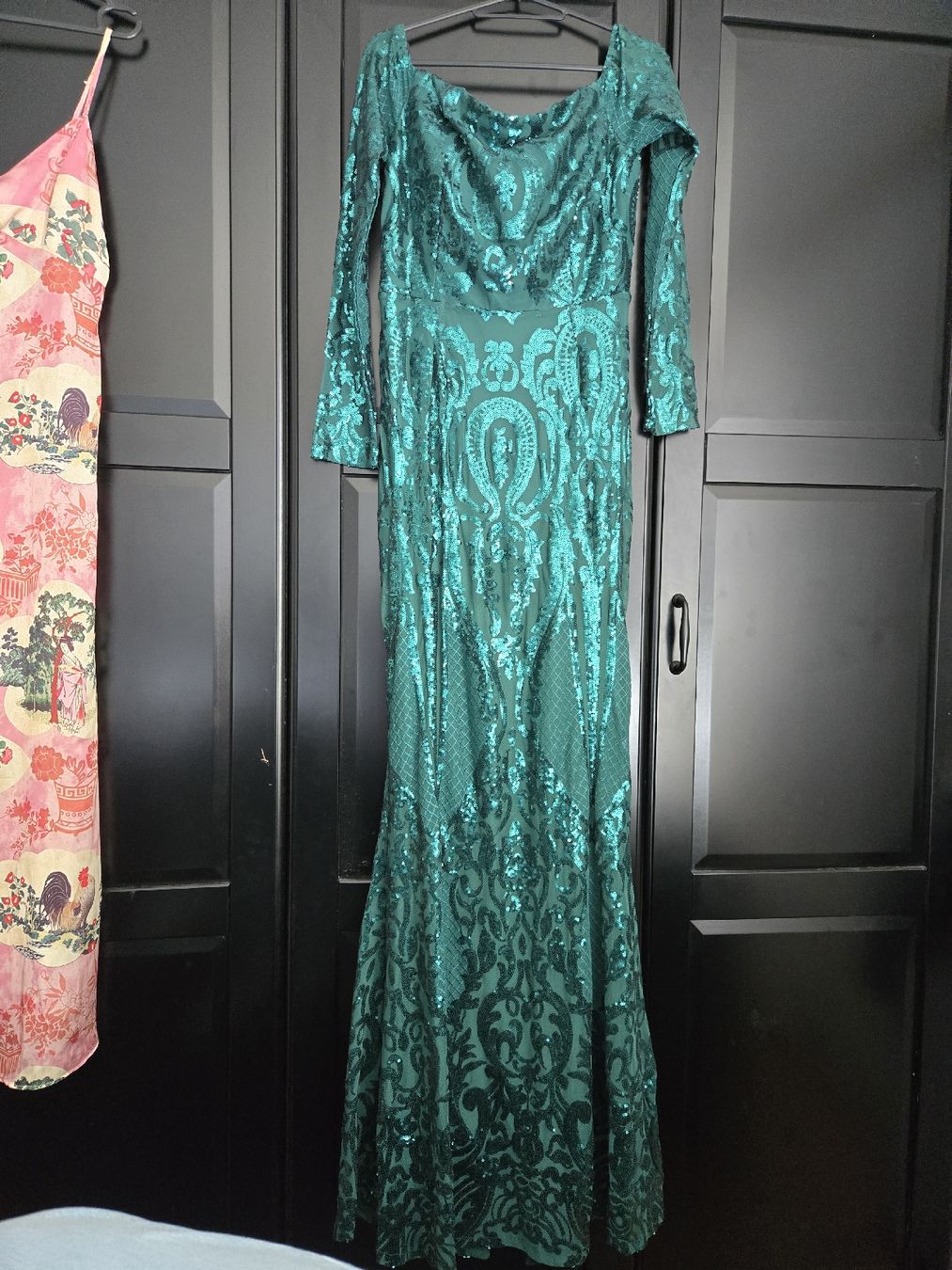 Vestiti: Abend kleid M/L – Usato da Möhlin venduto da Ponjevici123