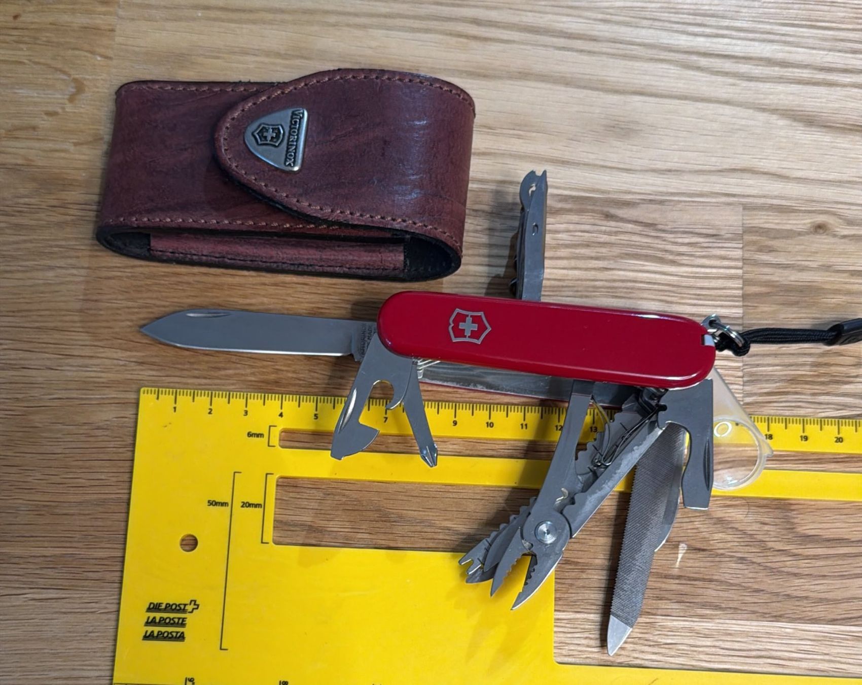 Victorinox Coltelli tascabile: VICTORINOX SACKMESSER MIT ETUI – Nuovo (secondo la descrizione) da Zürich venduto da Frei-Occasionen 9