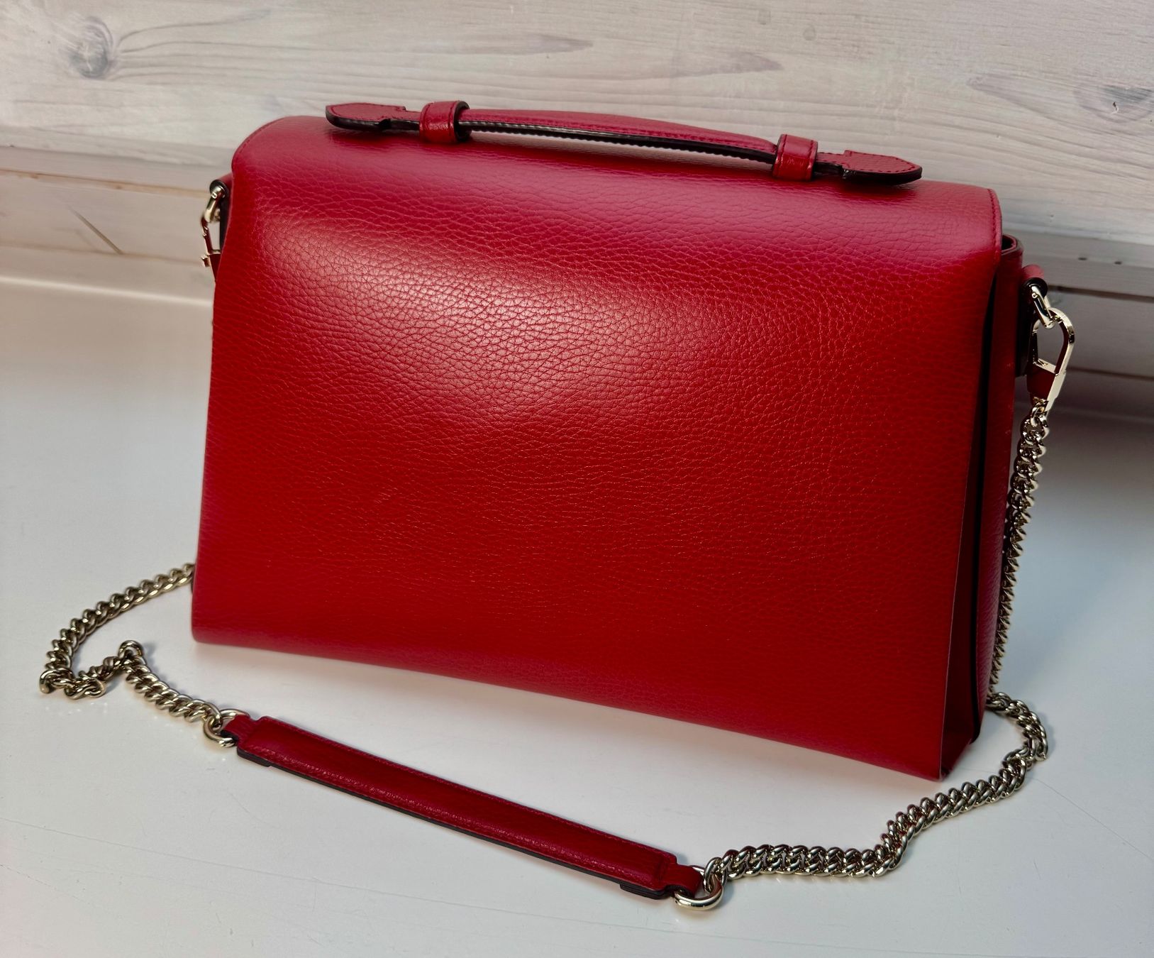 Gucci Borse da donna: Gucci Interlocking Red Leather Medium Bag Good Condition – Nuovo (secondo la descrizione) da Hurden venduto da rac_wyf8 9