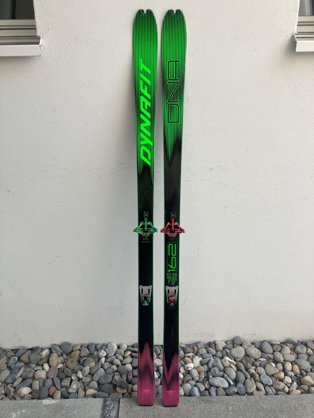 Dynafit Sci: Dynafit DNA skis + fixations + peaux – Usato da Vernier venduto da Ali_cn5b