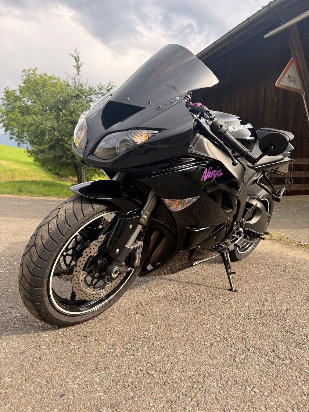 Kawasaki Strada: Kawasaki ZX 6R – Usato da Gurzelen venduto da hodler97 2