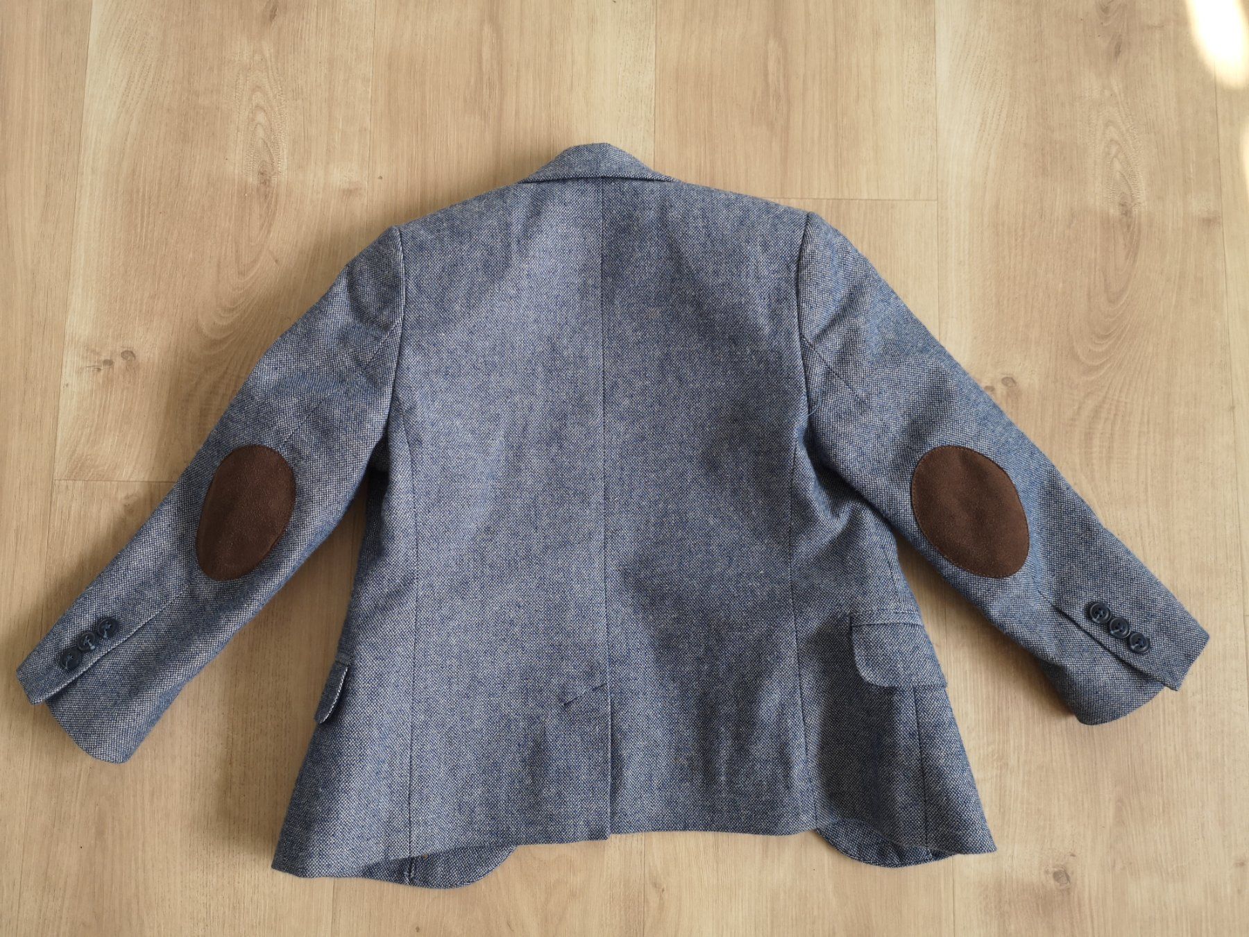 H&M Jacken & Mäntel: Kittel mit Hemd Gr. 104 – Gebraucht aus Gipf-Oberfrick von acneuc 1
