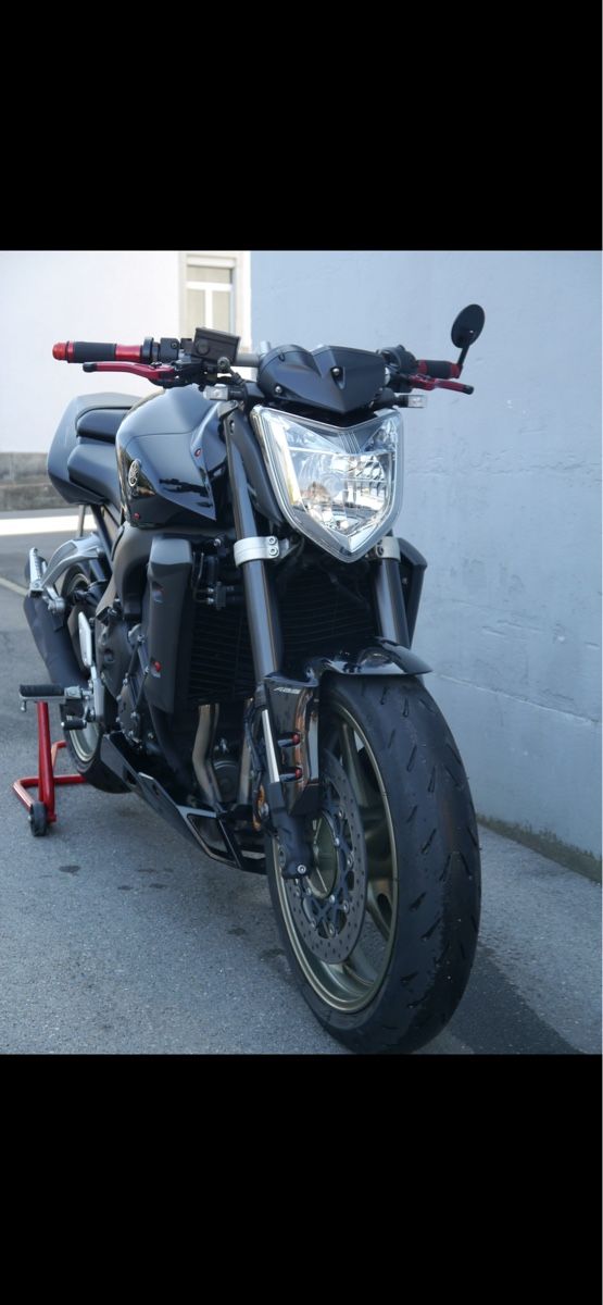 Yamaha Strada: Yamaha FZ1 – Usato da Uzwil venduto da faebi-C 4