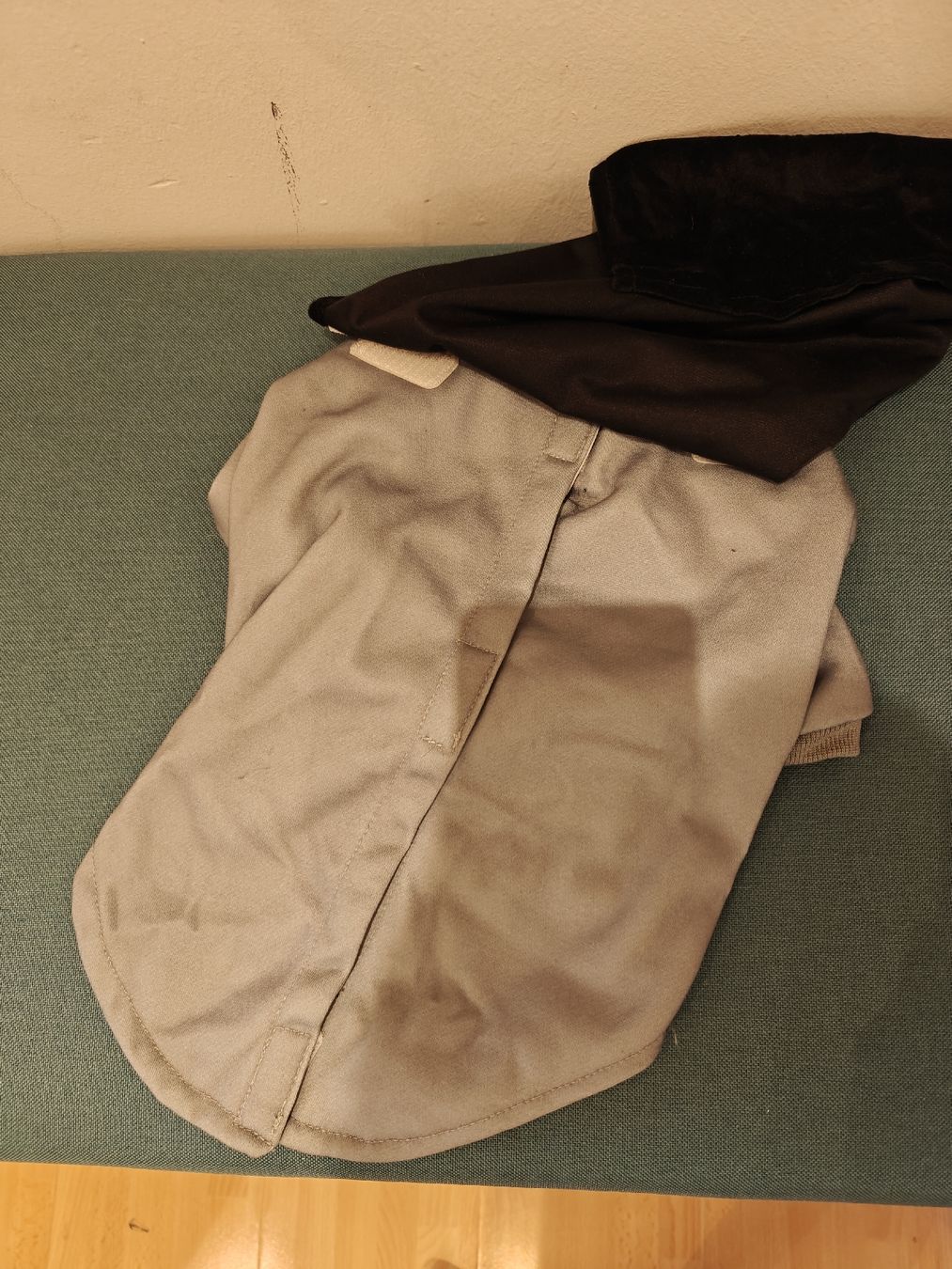 Bekleidung: Hundejacke Batman Grösse M 36cm neu – Neu und originalverpackt aus Diessenhofen von areya89 1