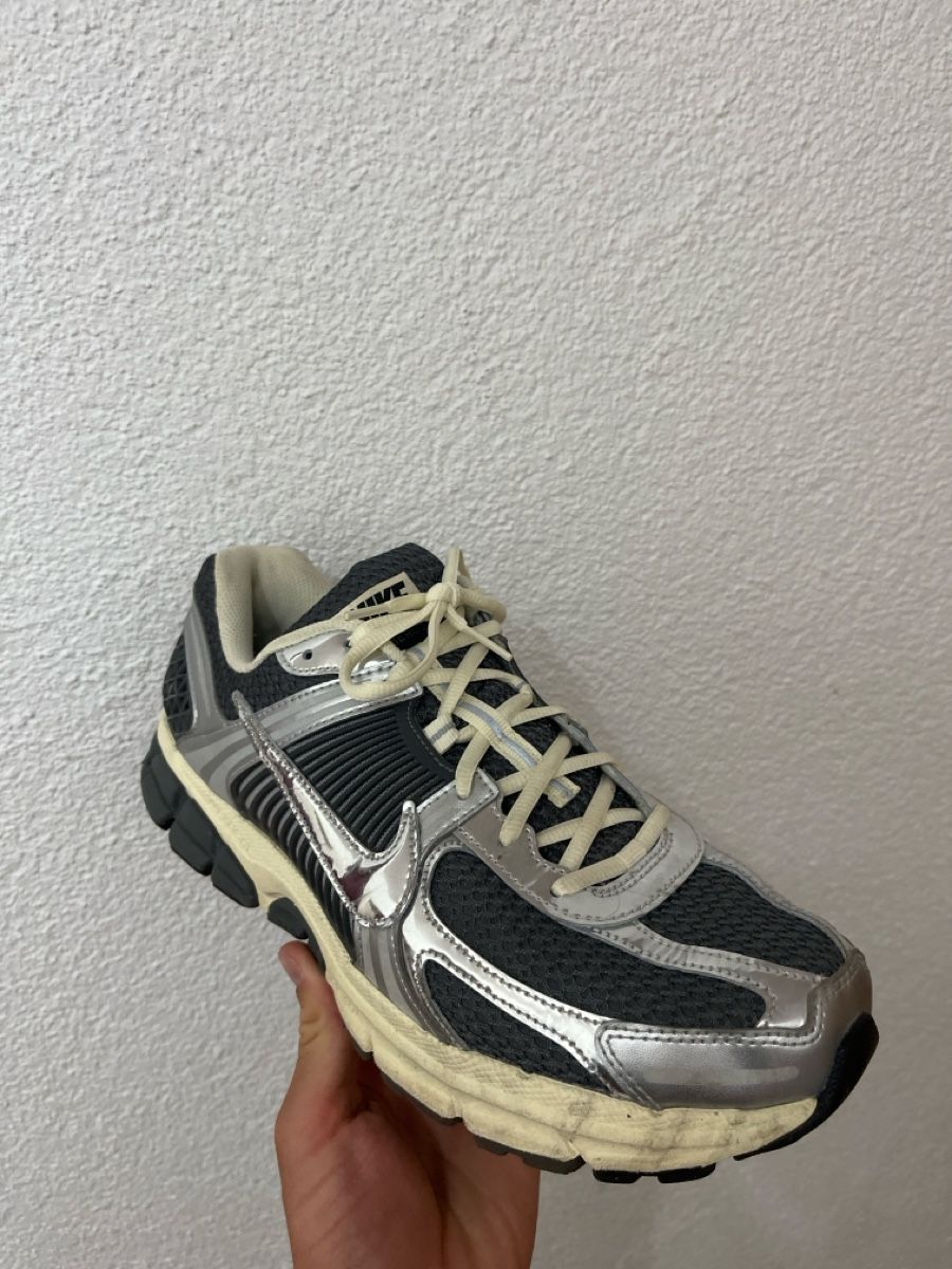 Nike Herrenschuhe: Nike Vomero 5 – Neu (gemäss Beschreibung) aus Kleinwangen von cwy_2l5p 2