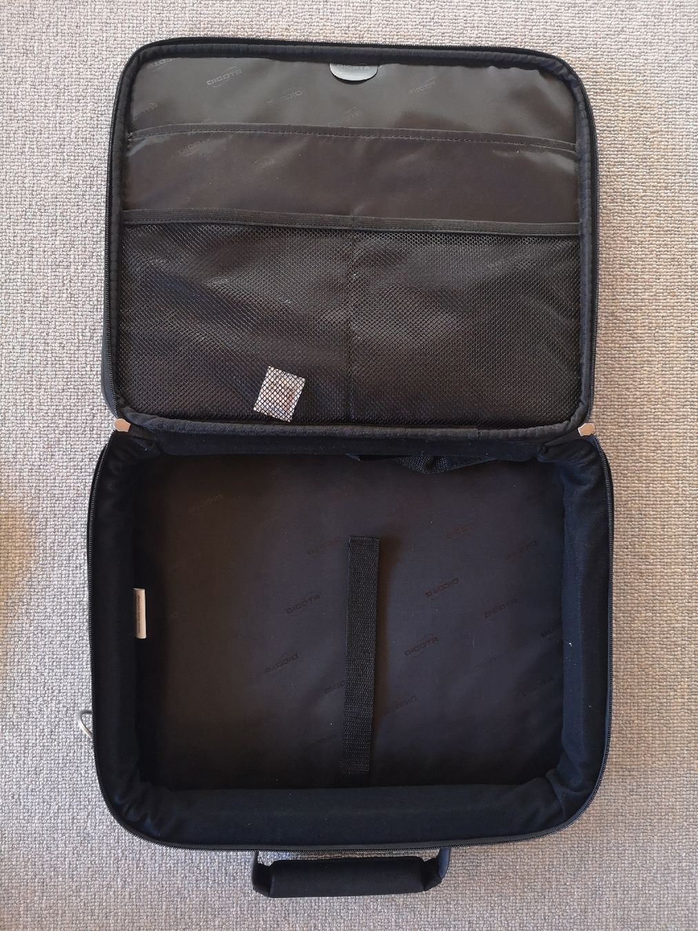 Koffer & Taschen: Dicota Laptoptasche – Neu (gemäss Beschreibung) aus Sissach von cor_n2dt 2