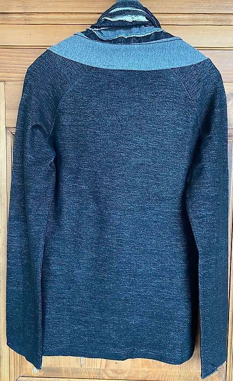 Desigual Maglioni & Felpe: Desigual Pullower schwarz/grau Gr. 38/40 – Usato da Thun venduto da urs_p58q 3