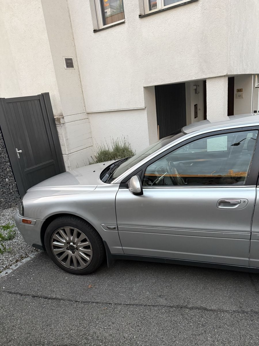 Volvo Automobili: Volvo S80 V6 – Usato da Wilen b. Wollerau venduto da lor_5nmv 3