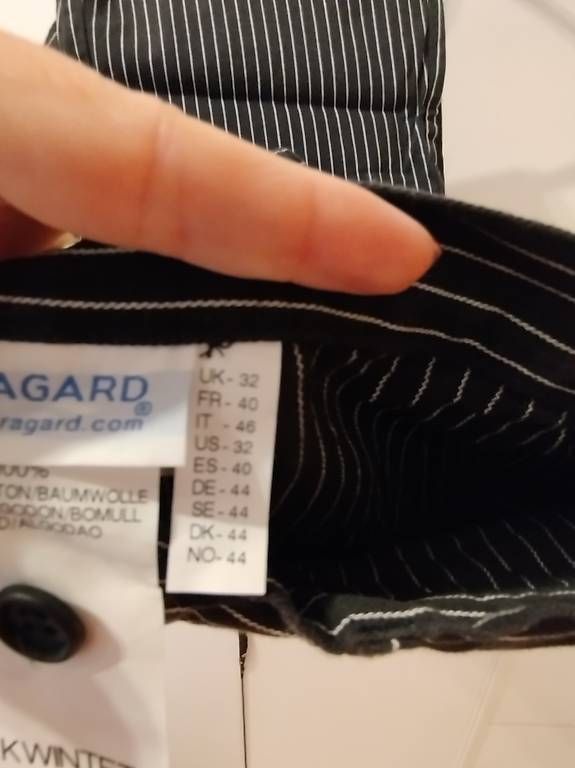 Lotti di vestiti: Vestiti uomo donna da cuoco – Usato da Lugano venduto da val_r995