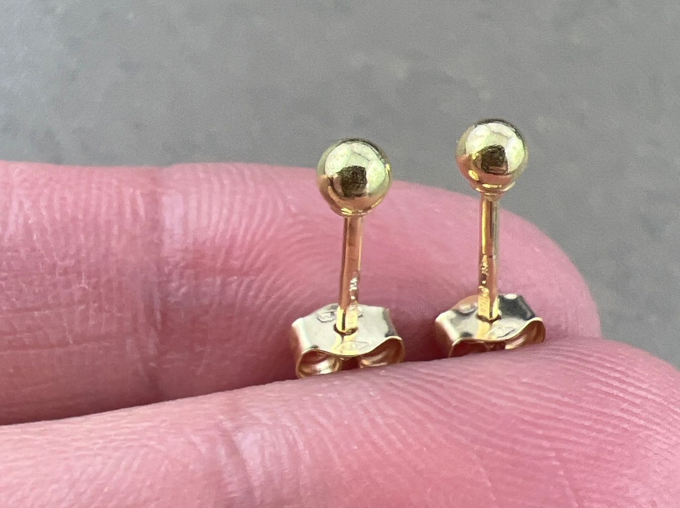 Orecchini pendenti & Orecchini a lobo: Ohrstecker 750 Gold – Usato da Niederuzwil venduto da leo_8857 4