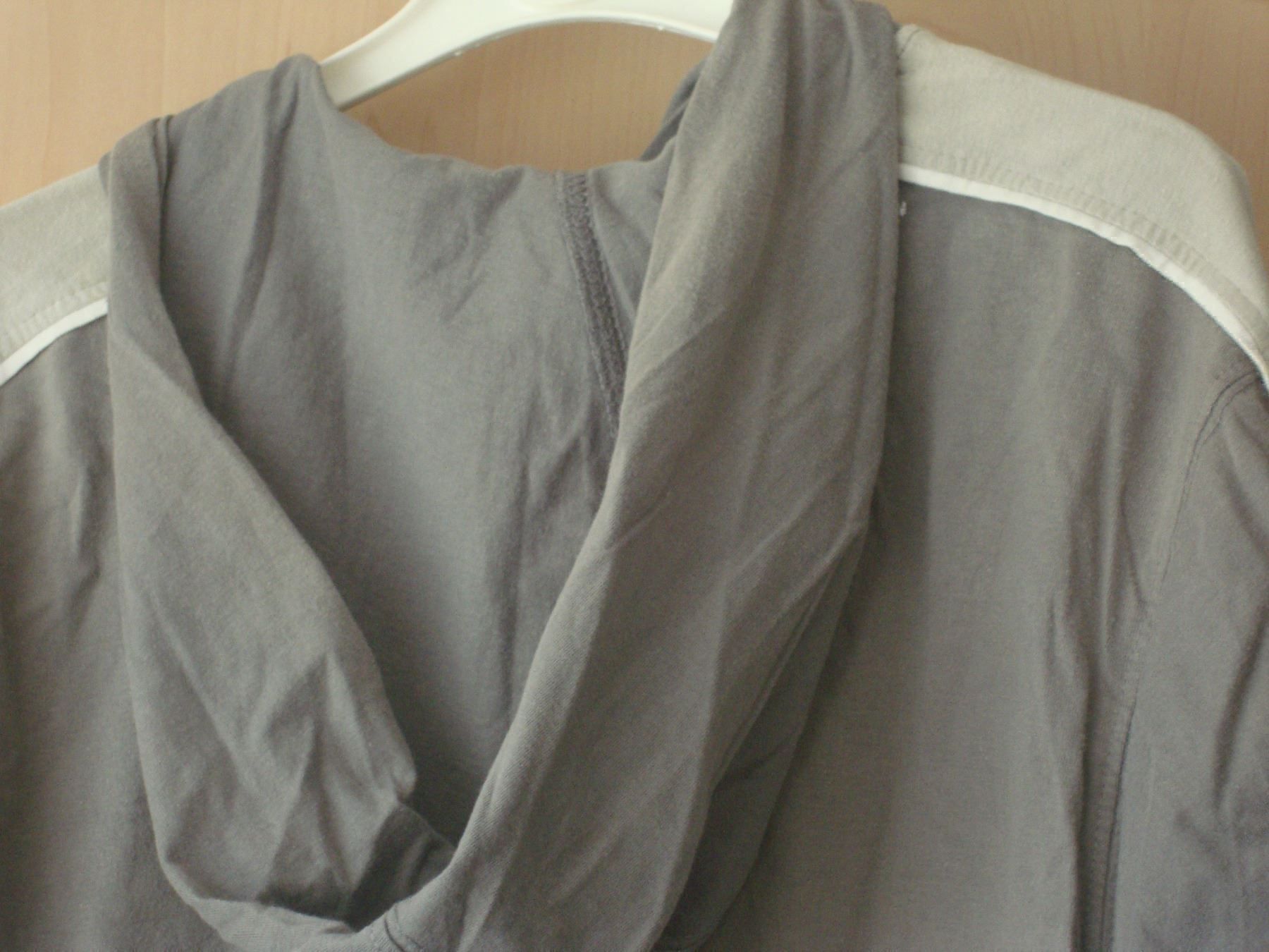 Camicie, T-shirt & Polo: T-Shirt – Usato da wolfertswil venduto da februartag 2