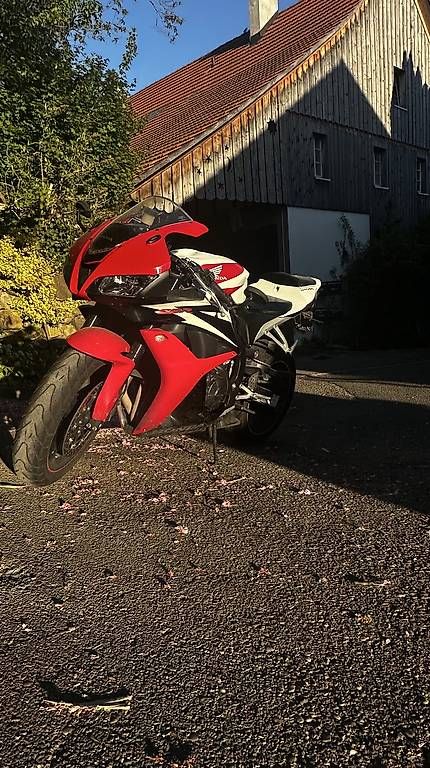 Strada: Honda CBR 600rr PC 40 – Usato da Freudwil venduto da mor_g7l2 1