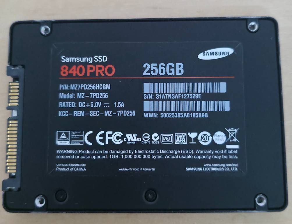 Dischi rigidi: Samsung SSD 840 PRO  256GB  – Usato da Basel venduto da Junior_Store 1