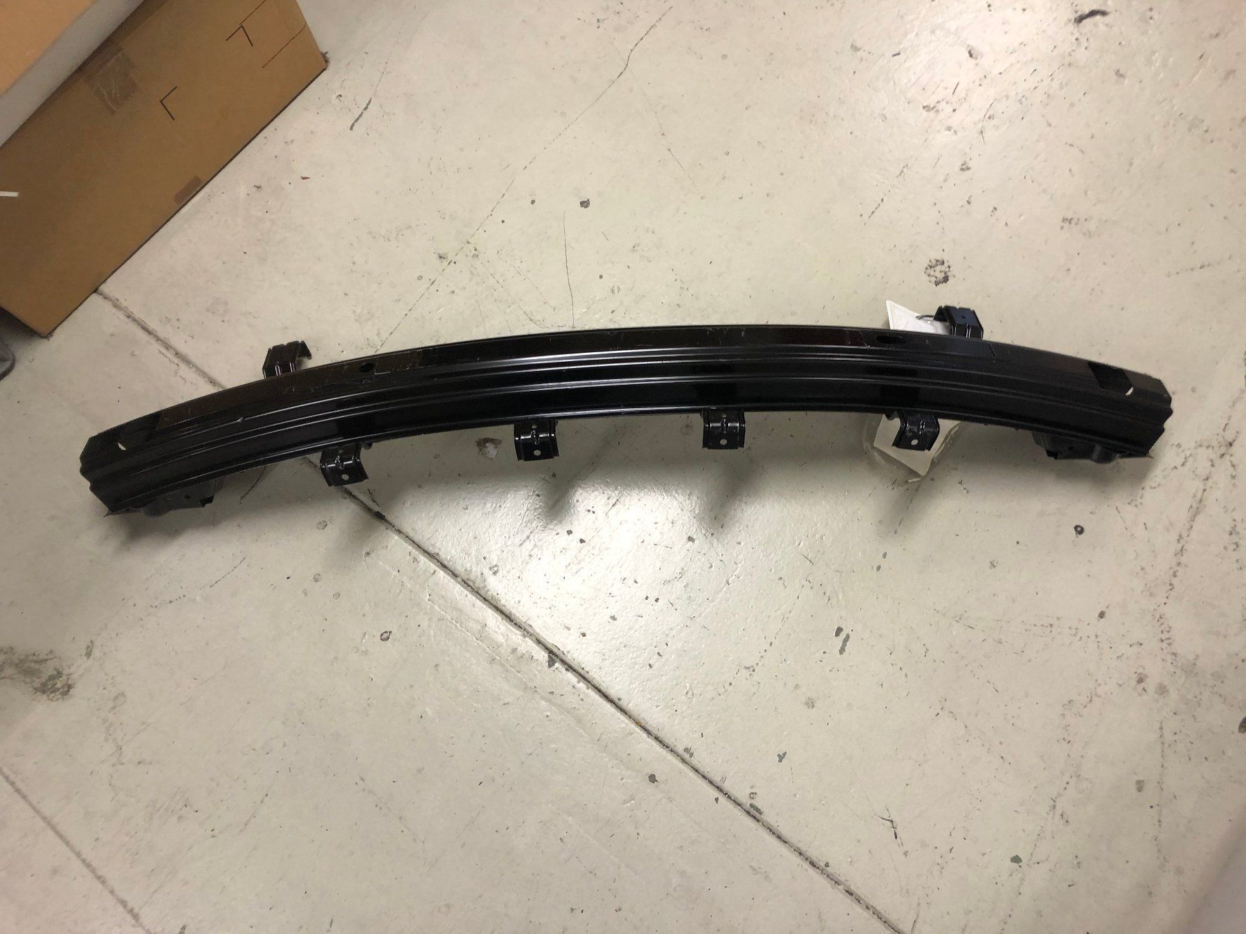 Kia Sonstiges Fahrzeugzubehör: Stossbalken – Neu und originalverpackt aus Egerkingen von KISUTO