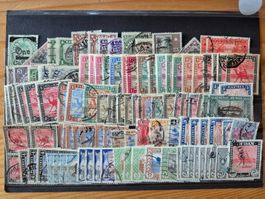 Briefmarken weltweit auf Karte D5 Zustand gemäss Bild