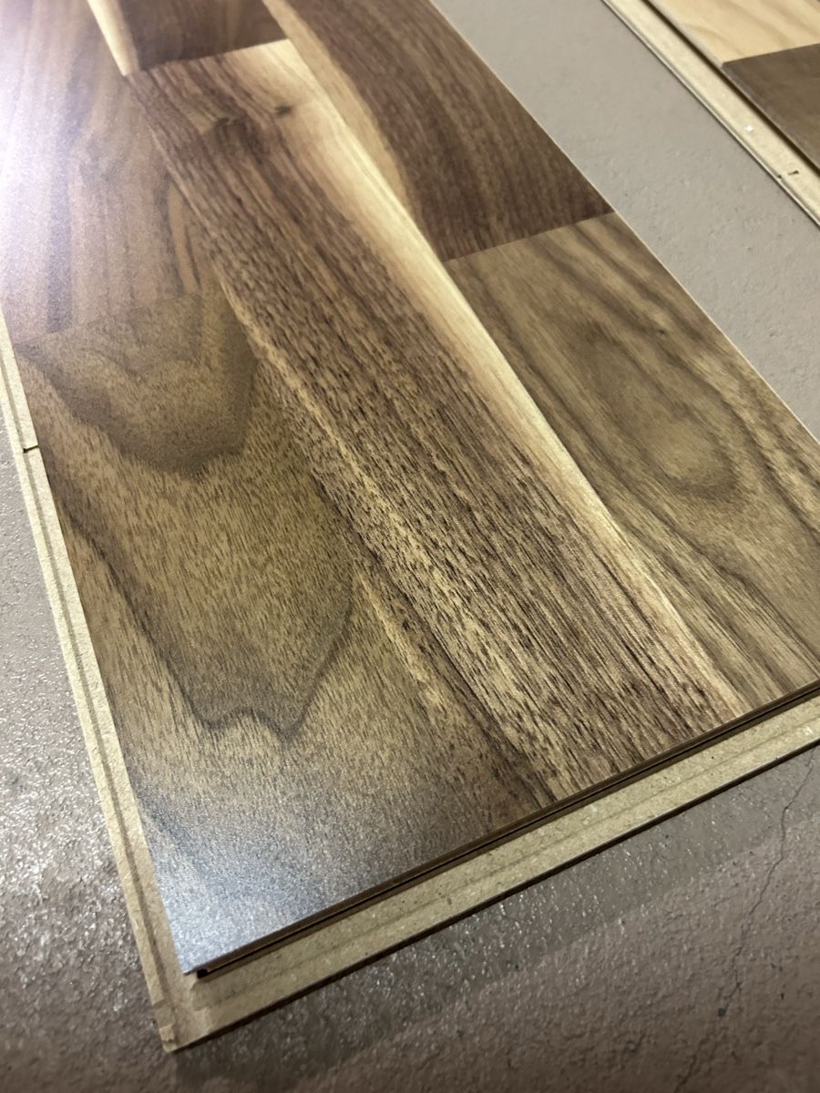 Articoli in legno: Nussbaum Parkett  – Nuovo e nell'imballaggio originale da Giswil venduto da BuDa95 1