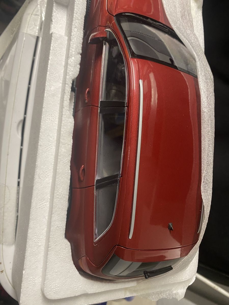 Kyosho Modellini d'auto: Auto 1:18 Audi Q7 Rot Neu – Nuovo (secondo la descrizione) da Bischofszell venduto da Diamond1 3