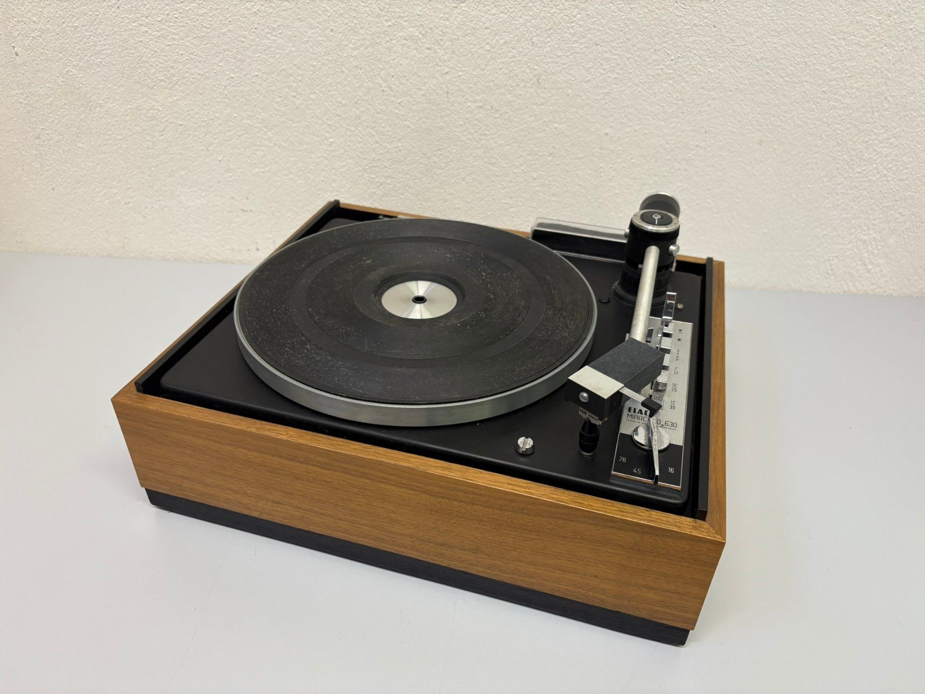Elac Giradischi: Elac Miracord 630 Plattenspieler – Usato da Hochdorf venduto da av-electronics