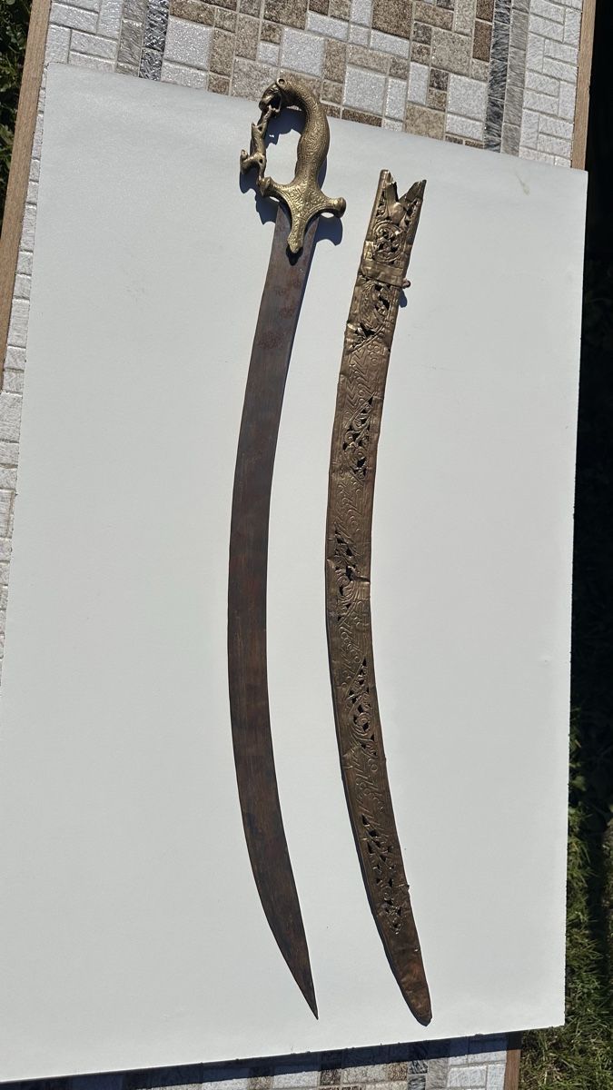 Altre raccolte & rarità: Sabre ancien avec fourreau décoratif - Objet de collection – Usato da Massongex venduto da SwissDistributor 4