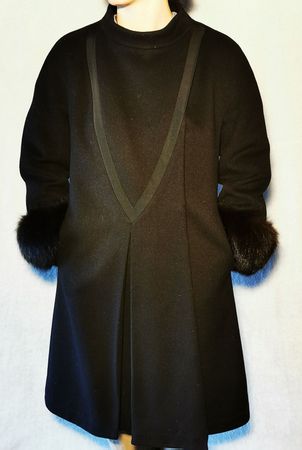 Wollmantel schwarz Pelzbesatz Gr. S Damen aus Paris Vintage