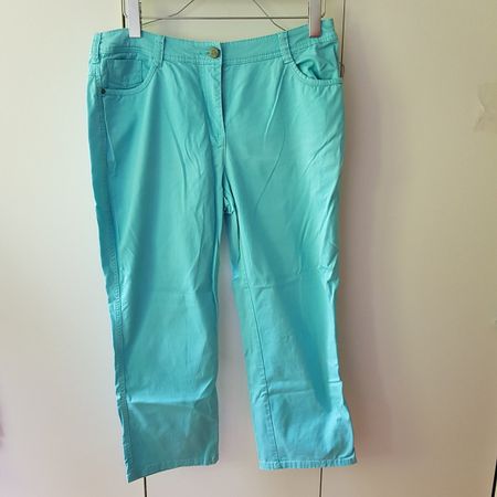 Tolle mint Farbige Stoffhose / gr. 33 / CECIL