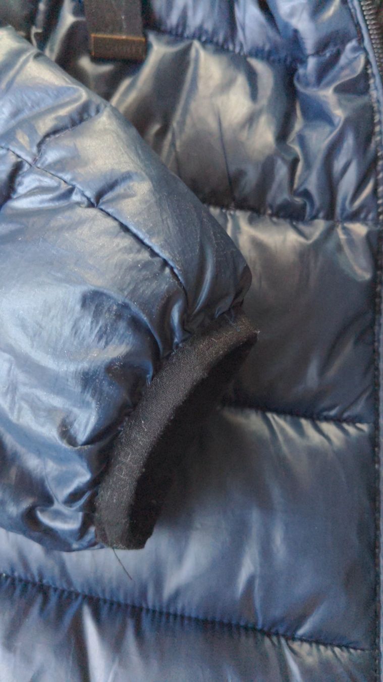 Esprit Giacche: Esprit Winterjacke, Steppjacke, Dunkelblau, Gr. S – Usato da Sutz venduto da Rawypp 4
