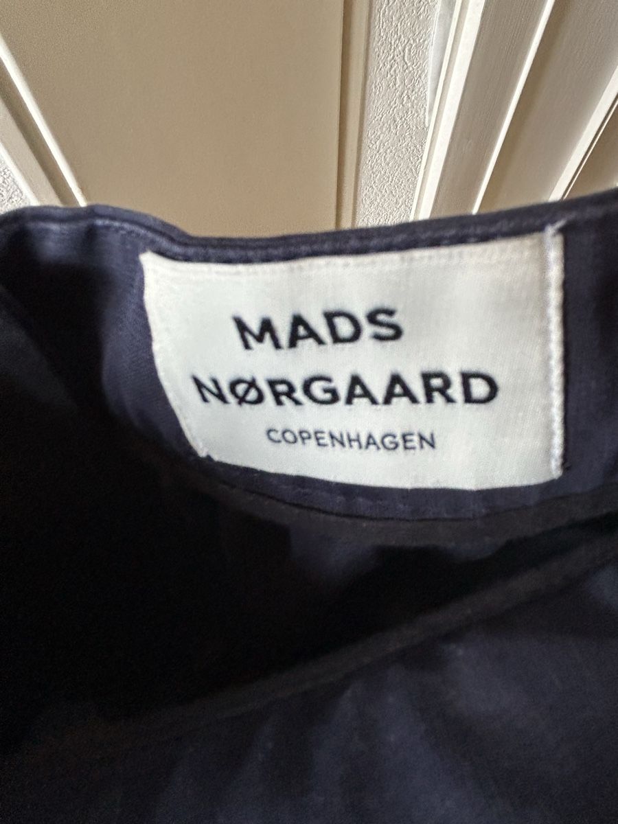 Mads Nørgaard Jupes: Mads Nørgaard Jupe – D'occasion à Zürich par Birkenbaum73 6