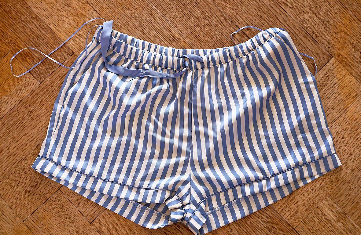 Primark Negligees & Pyjamas: Pyjama Polyester gestreift. – Neu (gemäss Beschreibung) aus Bern von Maccalvin 1