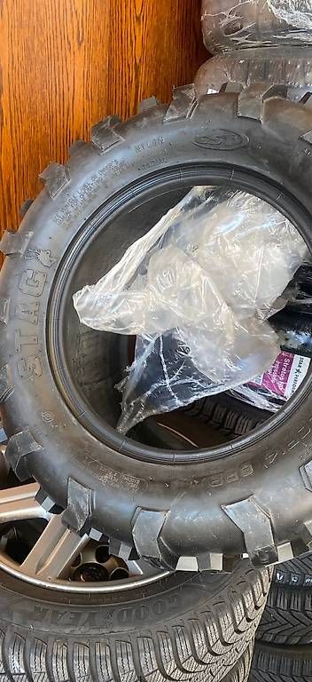 Pneumatici & Ruote complete: 2neue pneu 27x11.00R148py – Usato da Stein SG venduto da Pneurutz