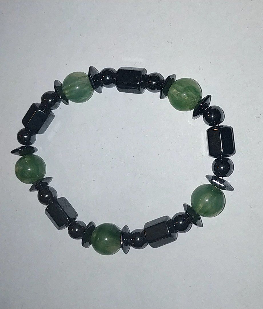 Bracciali & Braccialetti: Armband Hämatit – Nuovo e nell'imballaggio originale da Münchenbuchsee venduto da Daniel0133