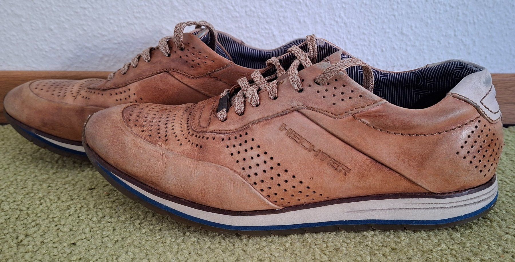 Scarpe da uomo: Leder-Sneaker von DANIEL HECHTER Grösse 43 – Usato da Feuerthalen venduto da kigo87