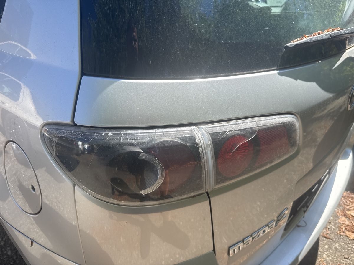 Automobili: Mazda 2 schalter 1.4  – Difettoso da Pieterlen venduto da Adi.88 5