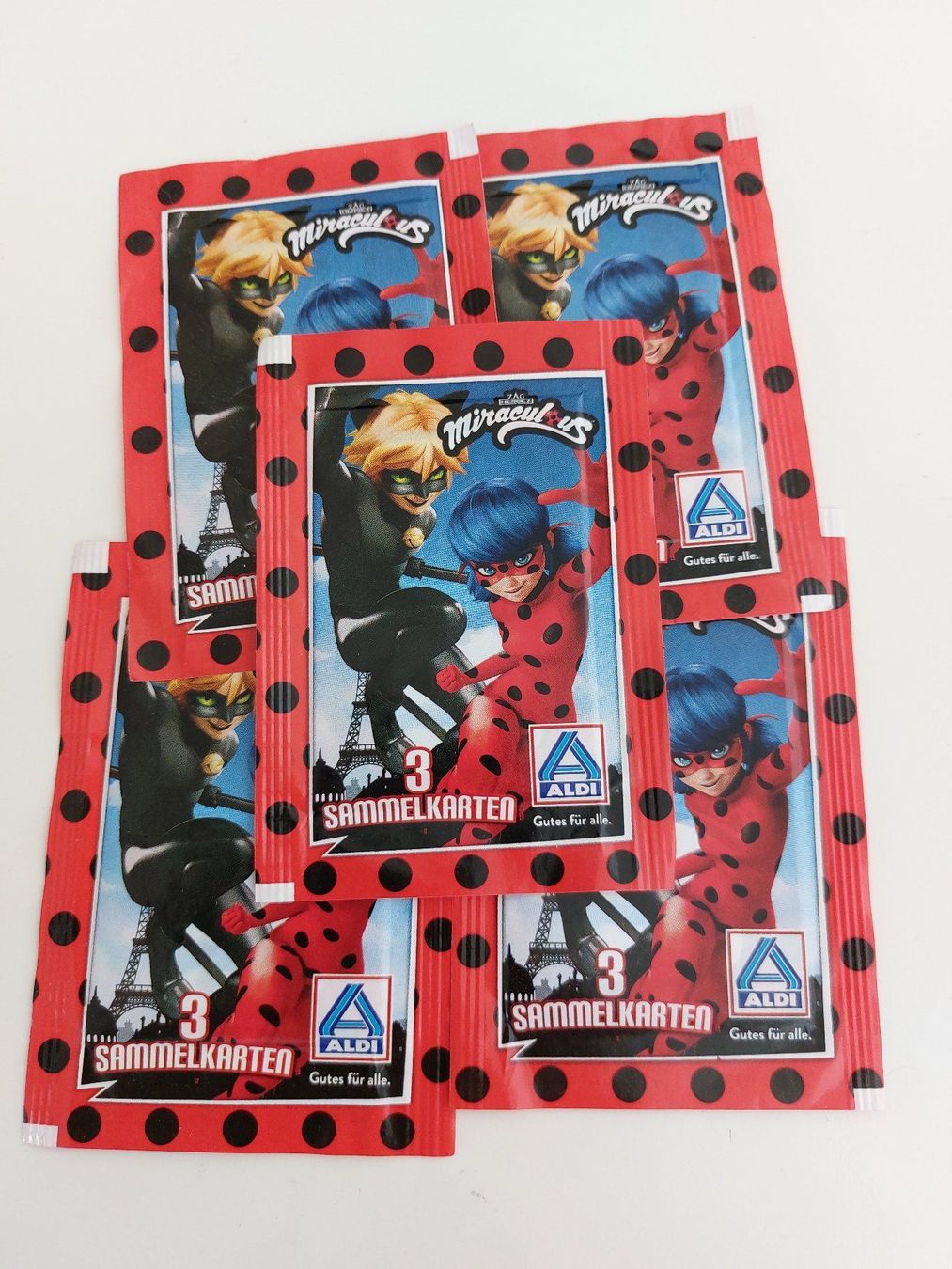 Carte collezionabili: Aldi Miraculous Sammelkarten 7 x 3er – Nuovo e nell'imballaggio originale da Biel/Bienne venduto da big_hxr7