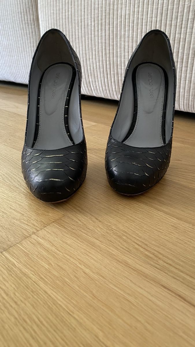 Sergio Rossi Scarpe da donna: SERGIO ROSSI DESIGNER PUMPS SCHWARZ GRÖSSE 38 – Usato da Thalwil venduto da olh_7cpg 4