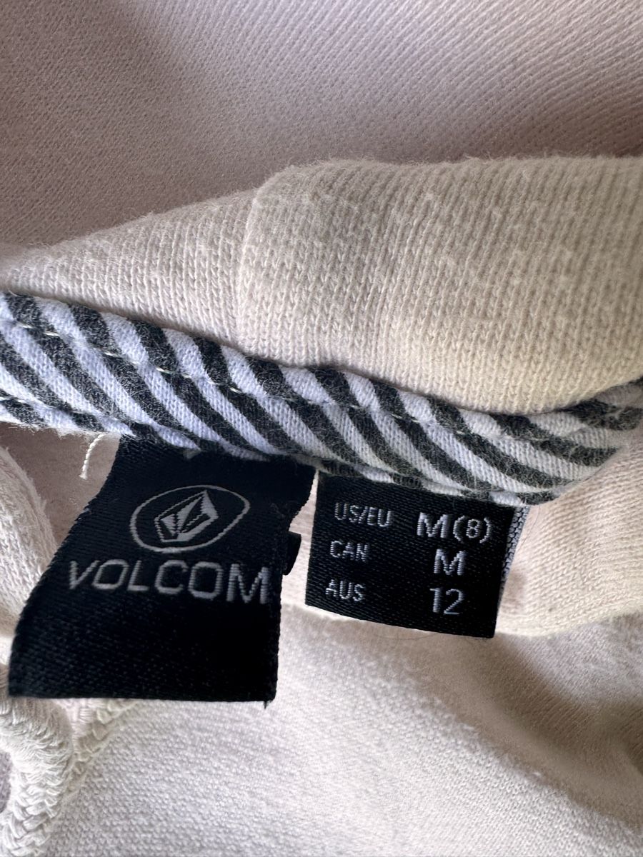 Pulls et sweat-shirts: Mädchen Pullover Volcom Stone Grösse M guter Zustand – D'occasion à Kilchberg ZH par Duffbeer 2