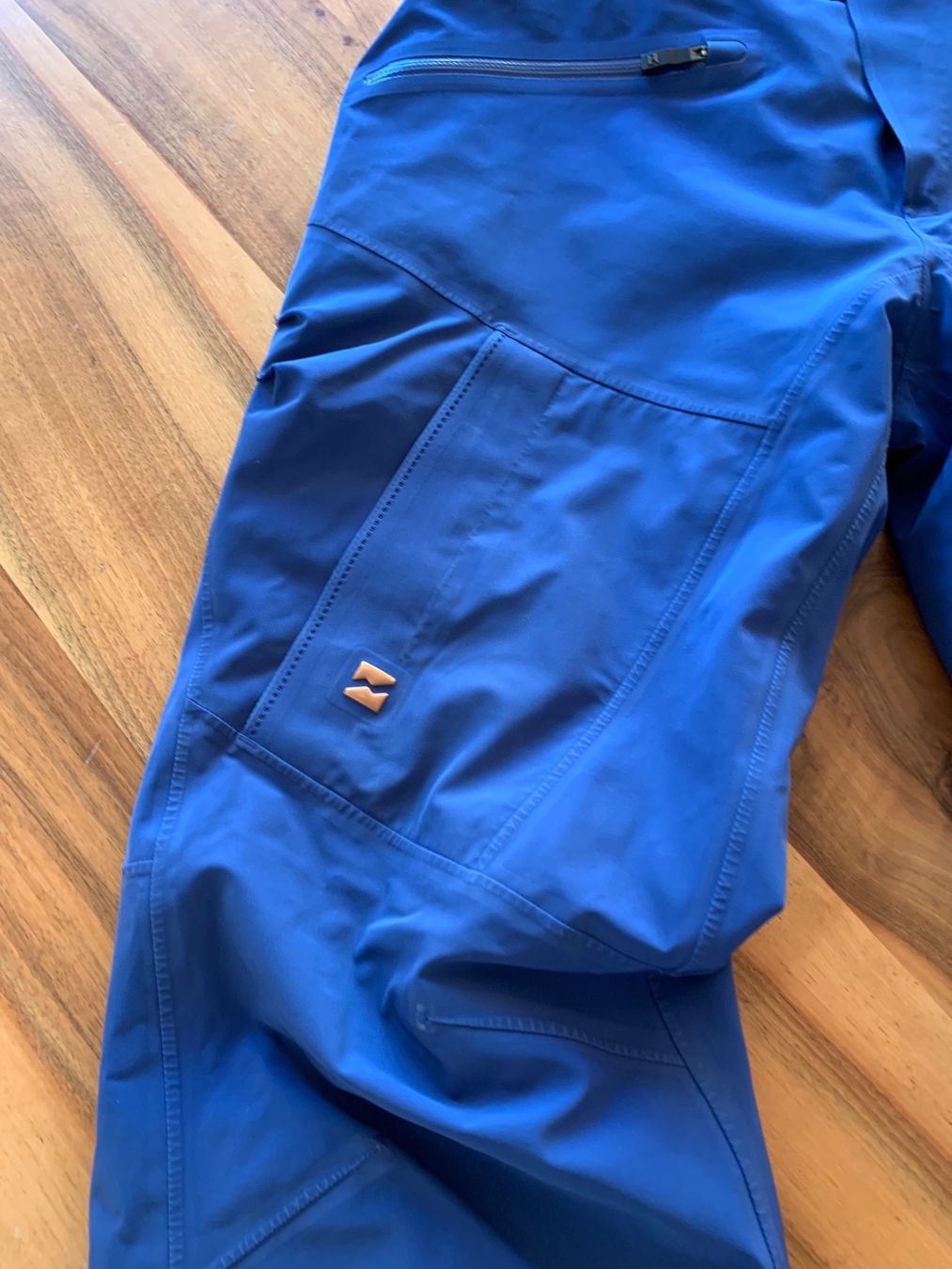 Pantalons: MOUNTAIN FORCE Hammer Skihose Grösse 50 – D'occasion à Meiringen par Sheyene 1