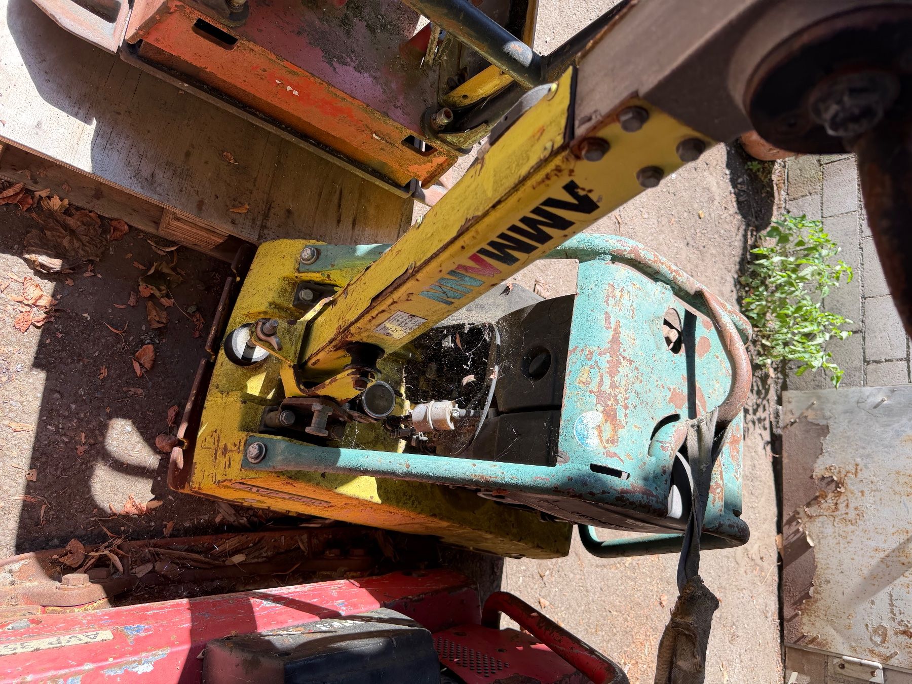 Tutte le macchine: 3x Vibroplatte – Usato da Steinhausen venduto da Djina96 4
