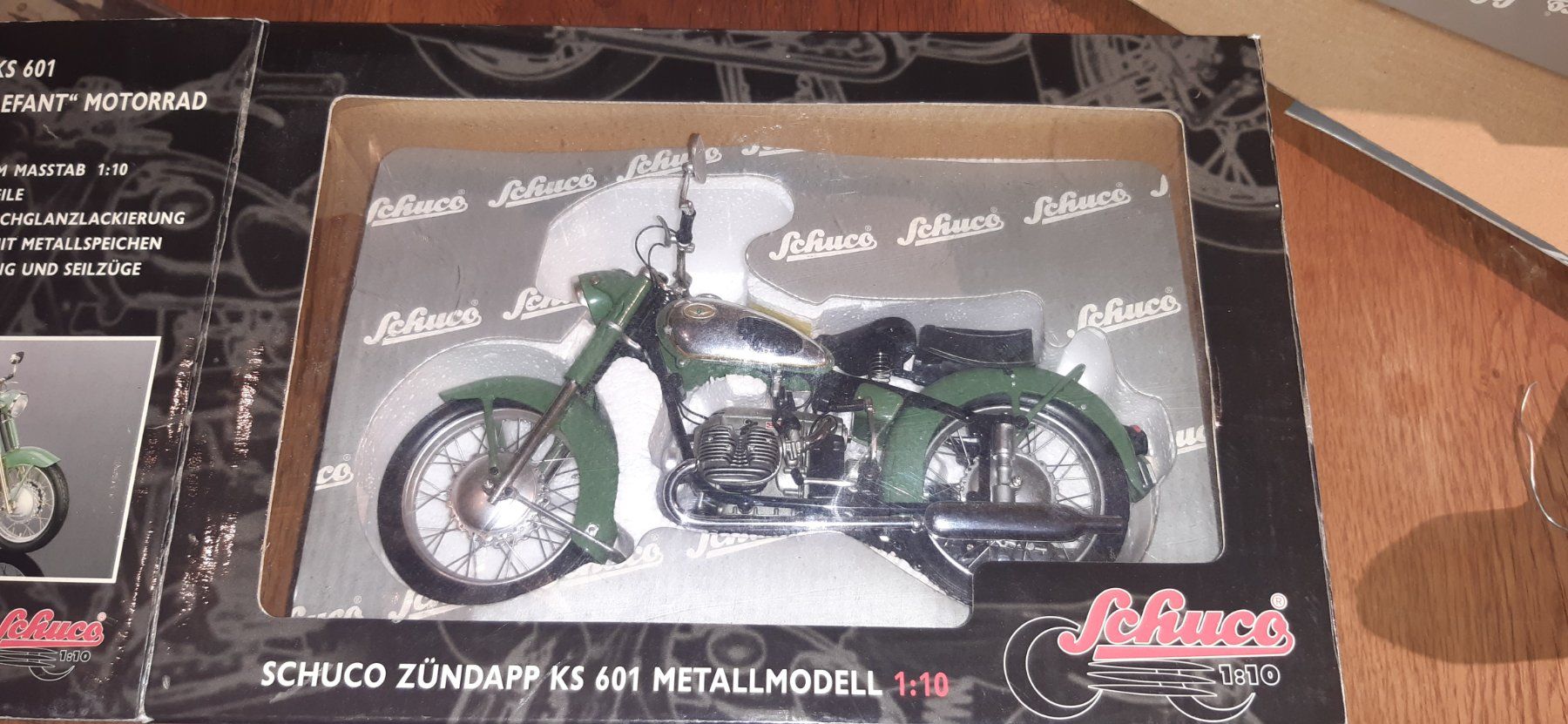 Schuco Kit di modellismo & Modellini statici: Zündapp KS601 1:10 Schuco – Usato da Fehraltorf venduto da STEMAC01TK 5