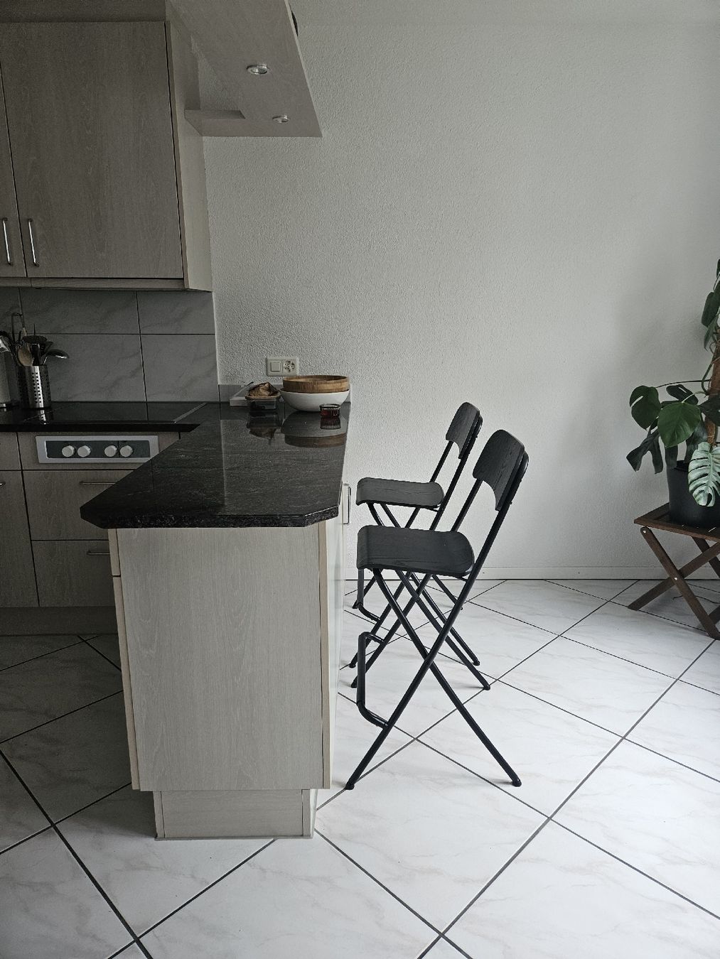 Chaises: Barstühle – D'occasion à Sursee par mil_yzj6 2