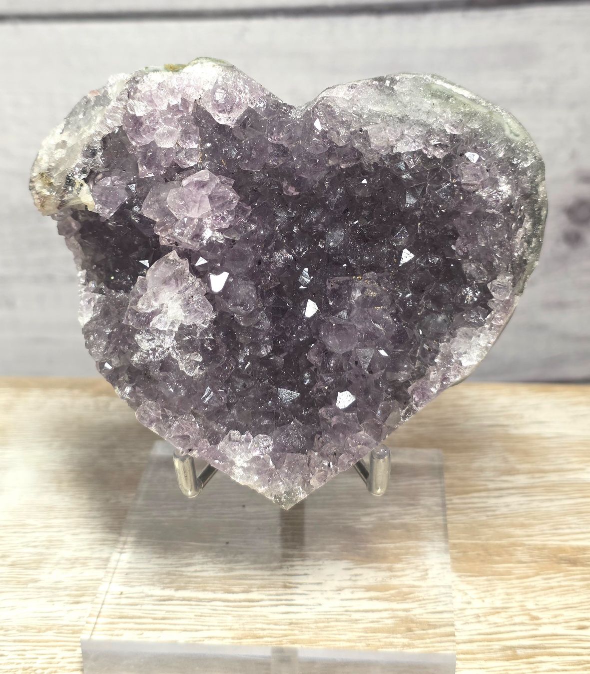 Minerali & Pietre curative: Amethyst Herz 368g – Nuovo e nell'imballaggio originale da Matzingen venduto da Shay_Crystalz