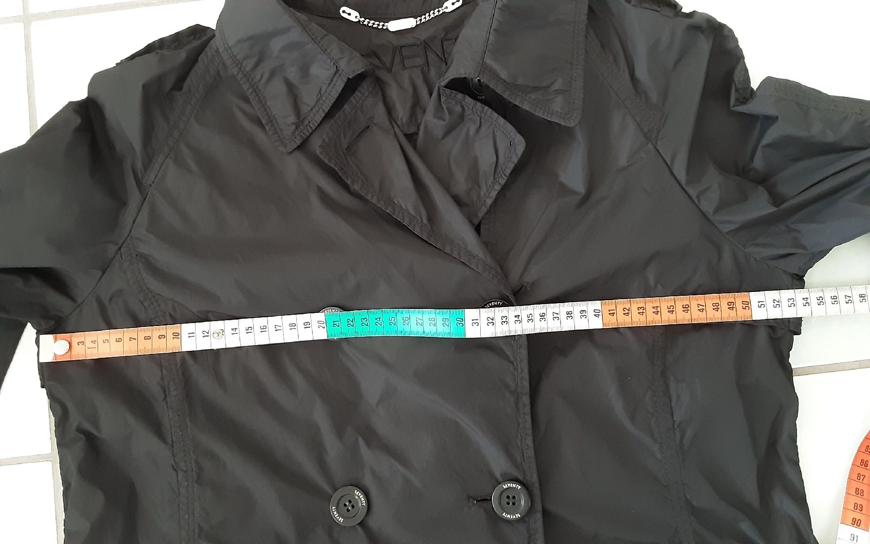 Cappotti: Seventy trench, L, imperméable, coupe-vent, noir, polyester – Usato da Neuchâtel venduto da Virgule50 9