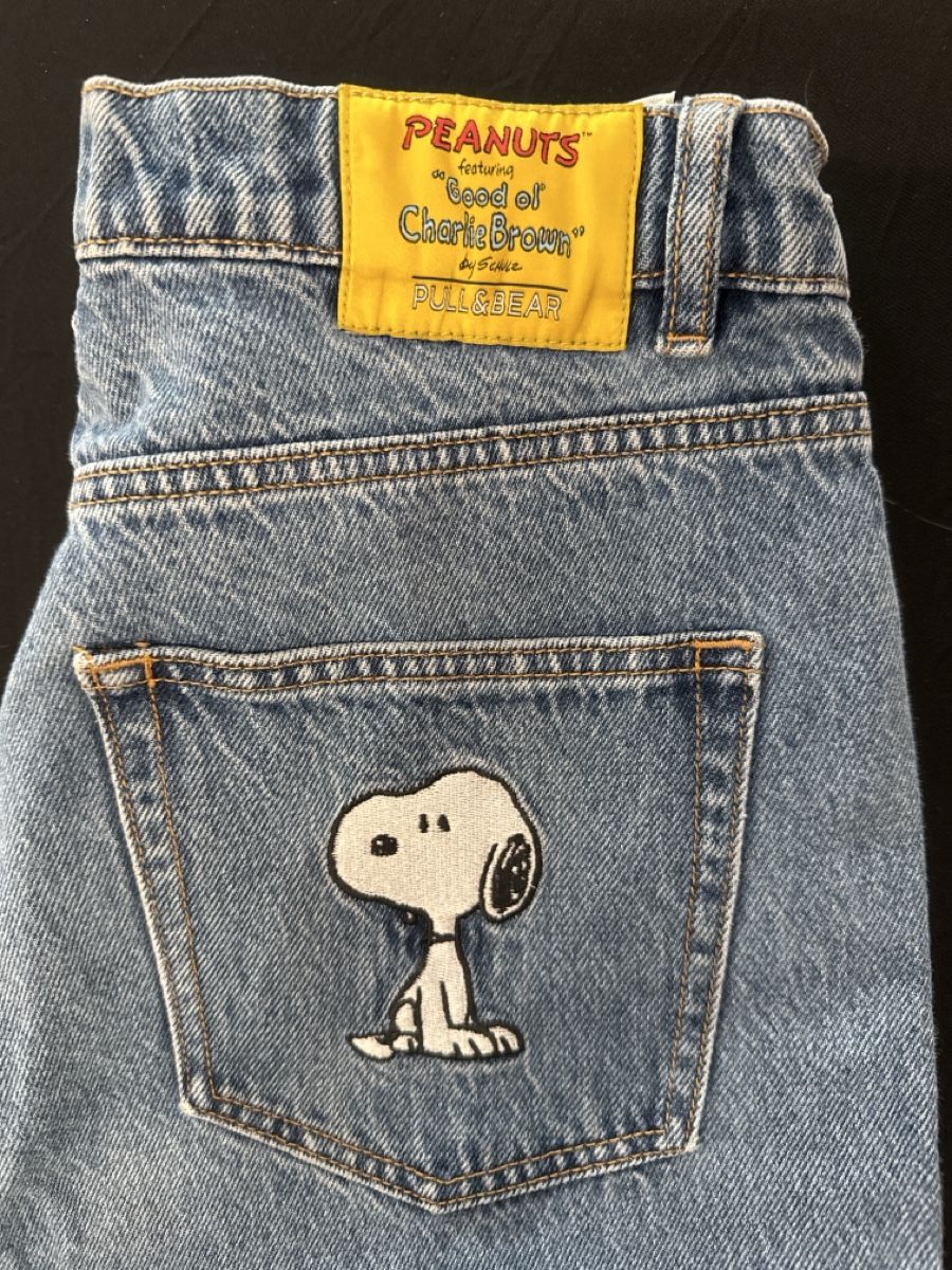Pull&Bear Jeans: Jean Pull&Bear Peanuts bleu taille 40 bon état – Gebraucht aus Courtételle von ann_57c2 1