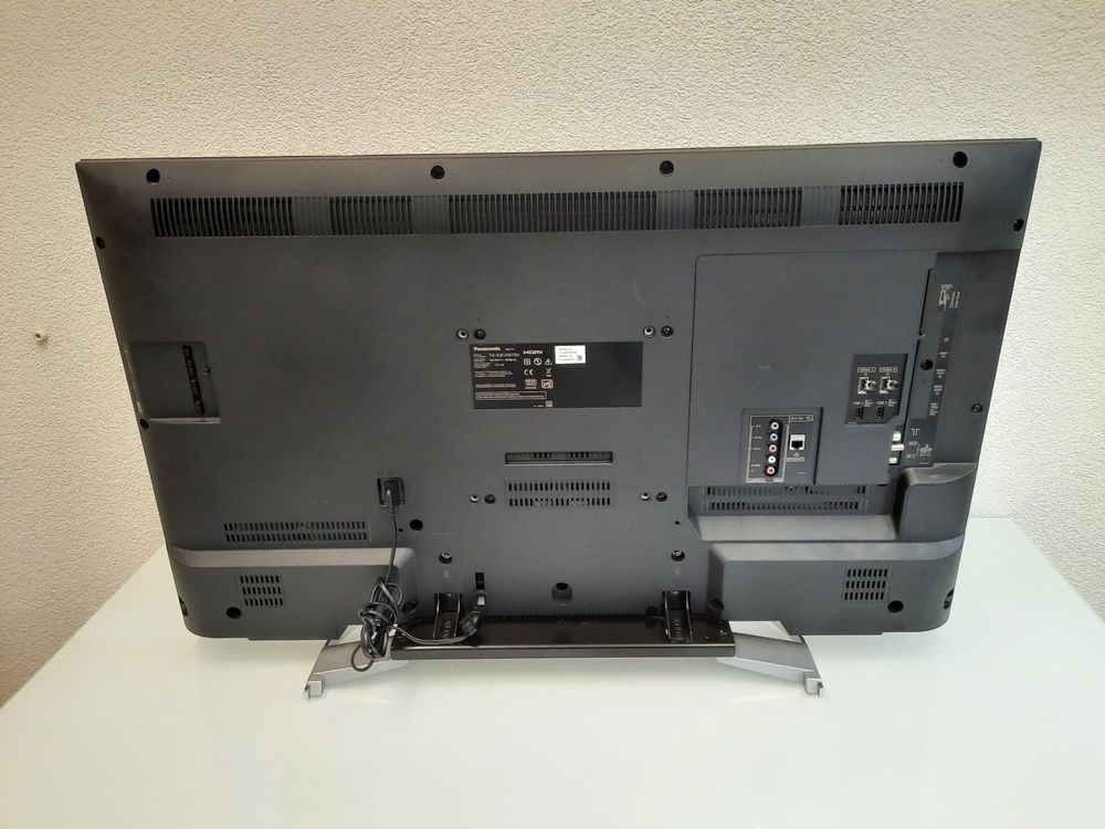 PANASONIC TV 43 Zoll 4K TX-43FXW754 | Kaufen auf Ricardo