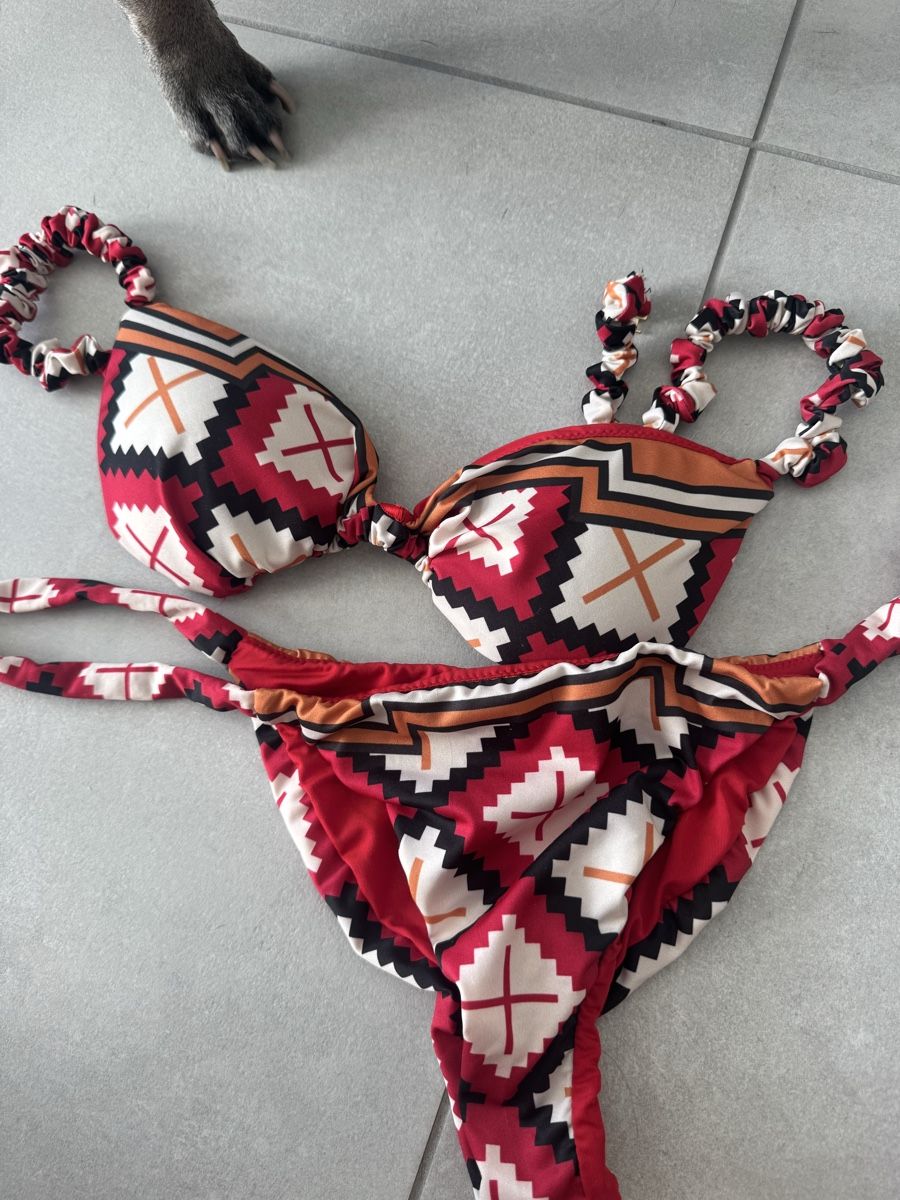 Badekleider & Bikinis: Me fui costume  – Gebraucht aus cadempino von fio_cbt9