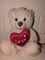 Teddybär mit Herz