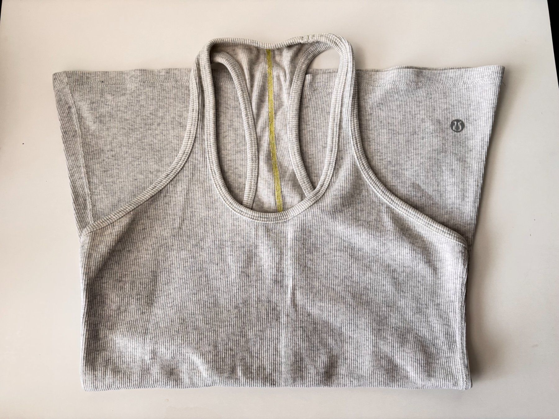 Lululemon Top: Lululemon Cool Racerback Top - Grösse 6 – Usato da Bern venduto da lolapennt 6